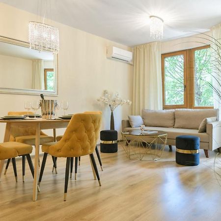 МareliS Luxe Port Apartment Варна Экстерьер фото