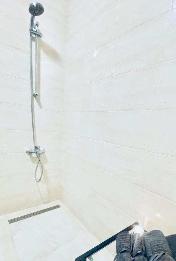 МareliS Luxe Port Apartment Варна Экстерьер фото